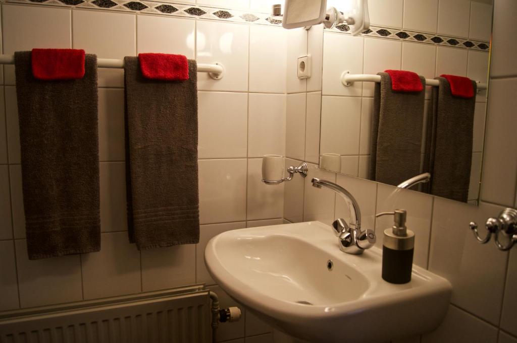 The Studio Guesthouse photo 2