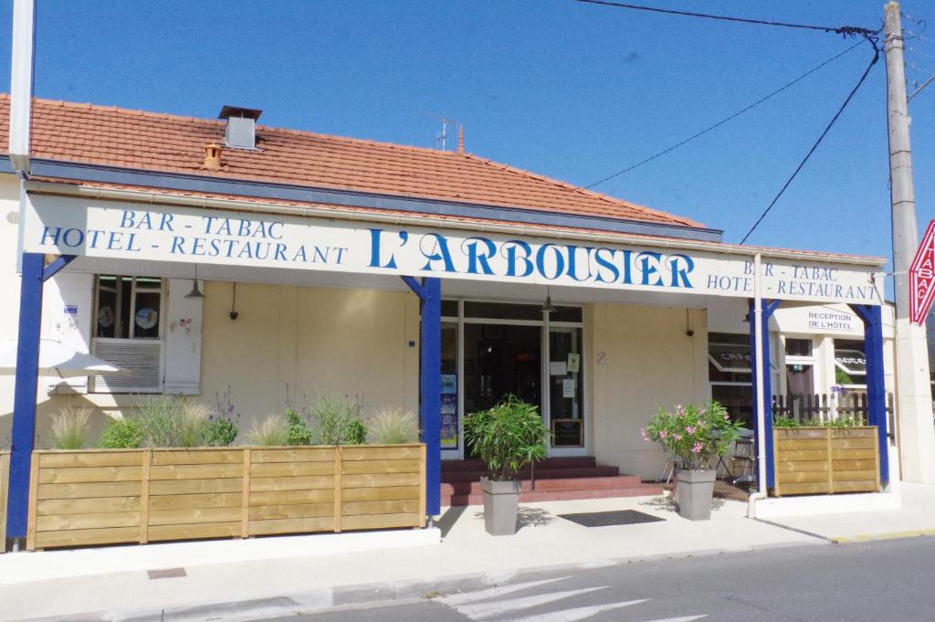Hôtel L'Arbousier photo 4