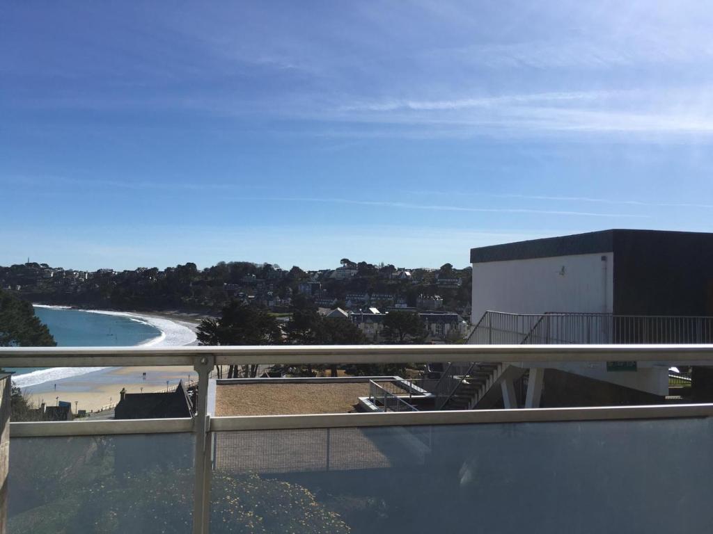 Apt 204, Vue Mer, Accès plage Trestraou, Perros-Guirec photo 2