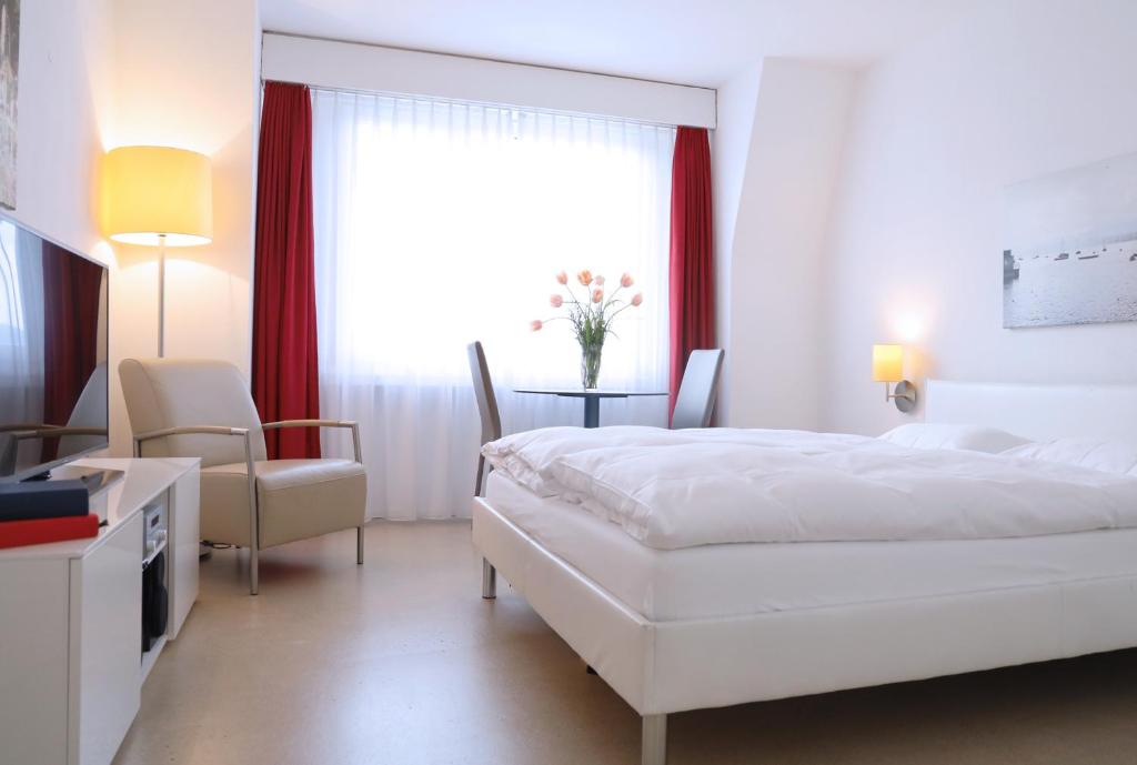 Апартаменты (Улучшенные апартаменты в пентхаусе), City Stay Furnished Apartments - Forchstrasse