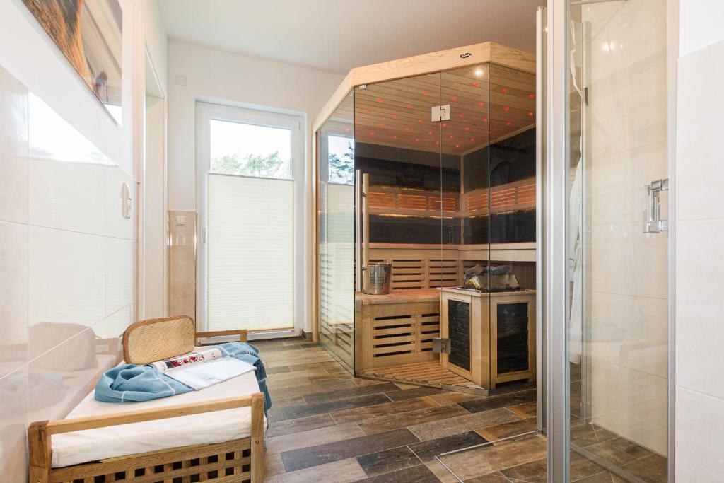 Neu!!! Ferienhaus-See-Sauna-Kamin-5 Sterne-102m² photo 3