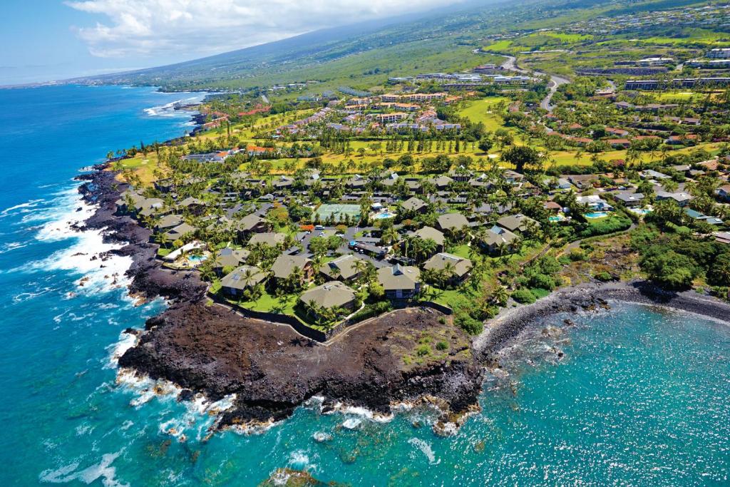 Castle Kanaloa at Kona image