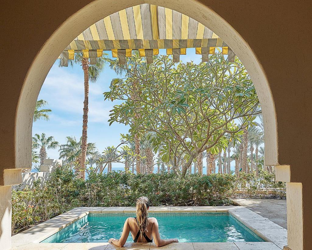 Сьюит (Люкс с 1 спальней и купелью), Four Seasons Resort Sharm El Sheikh