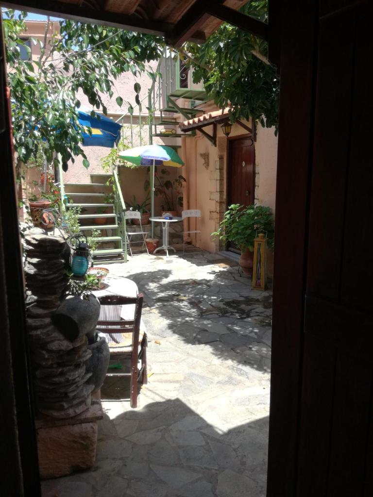 Pazinos Village Studios photo 1