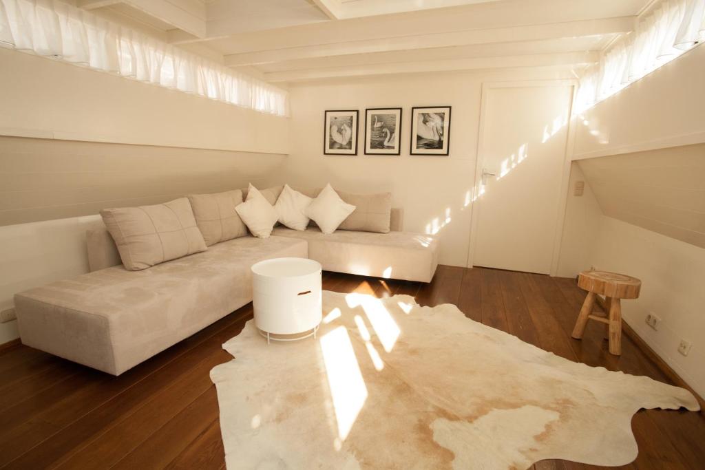Prince Royal B&B photo 3