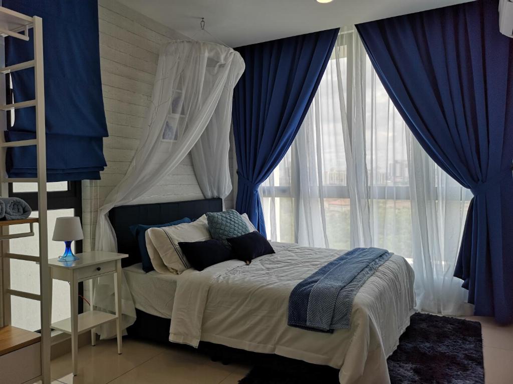 H2O Residences Marine Blue by ADDS photo 1