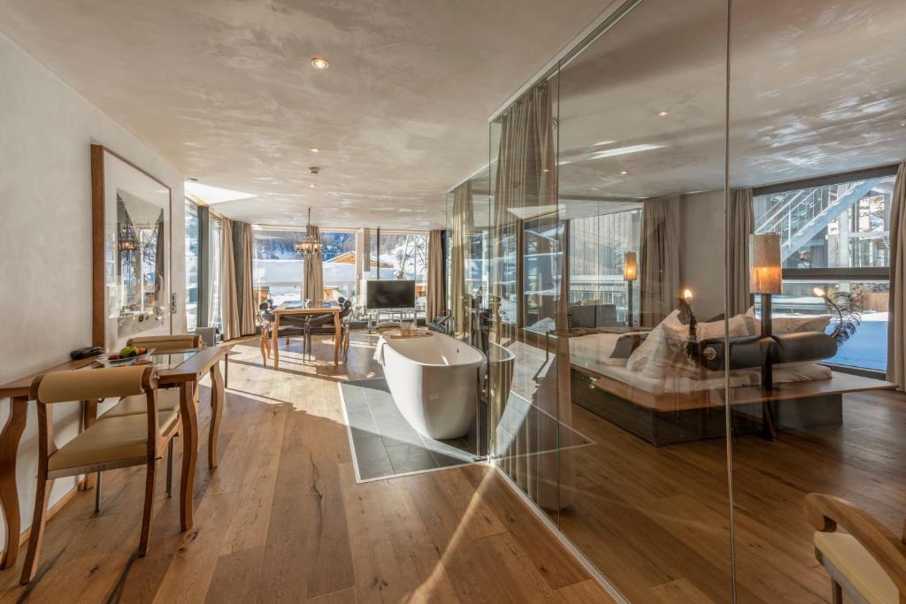 Matterhorn FOCUS Design Hotel photo 3