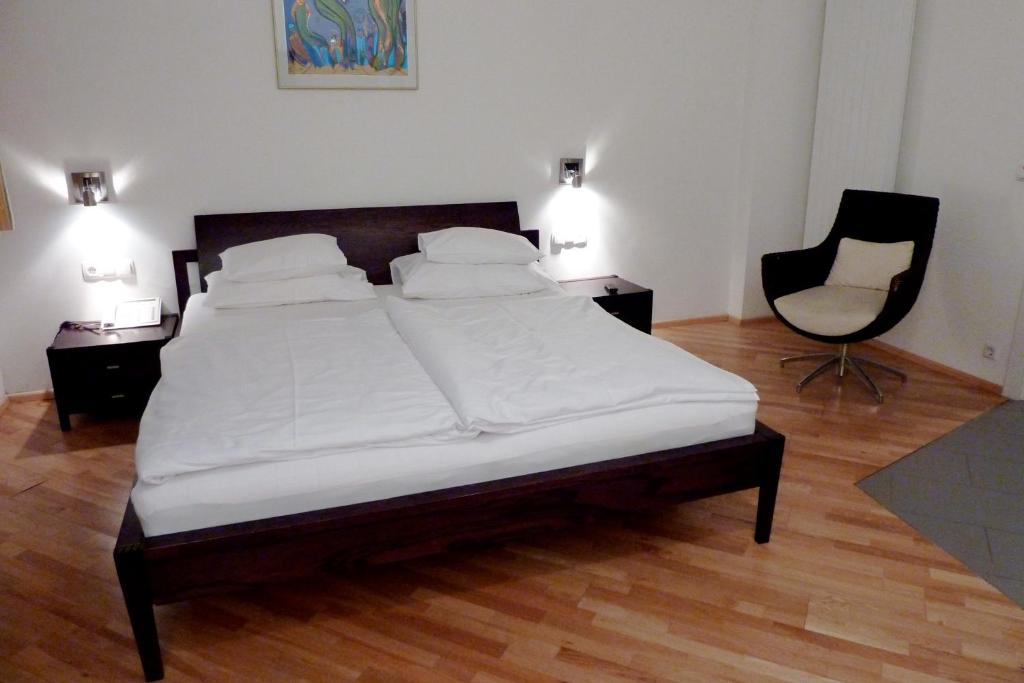Студио (Номер-студио), La Scala Apartments