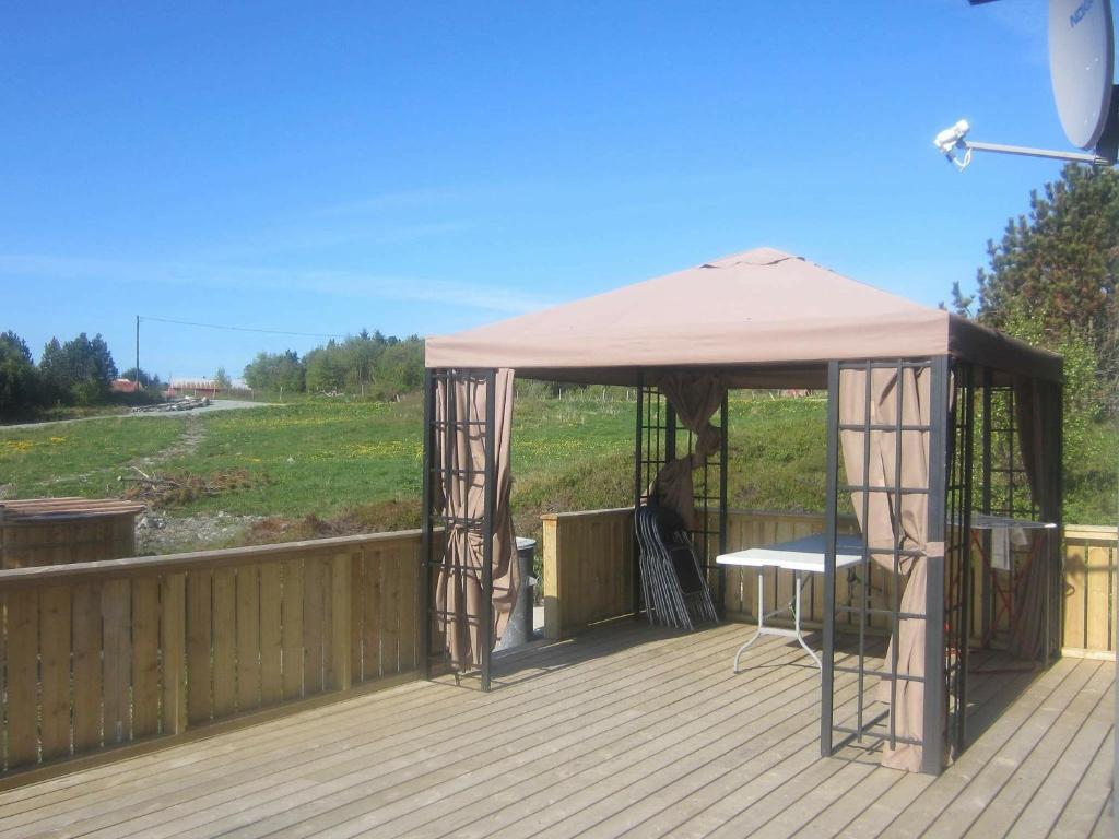 Three-Bedroom Holiday home in Storfosna photo 1