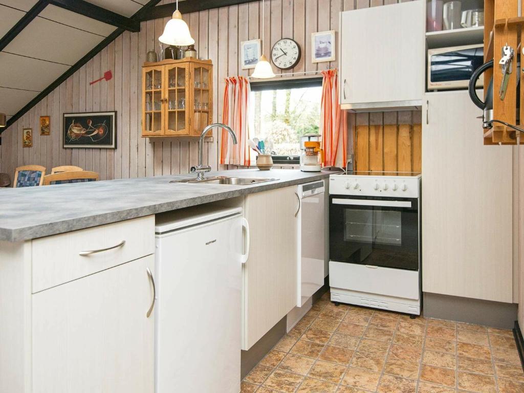 Three-Bedroom Holiday home in Toftlund 27 photo 4