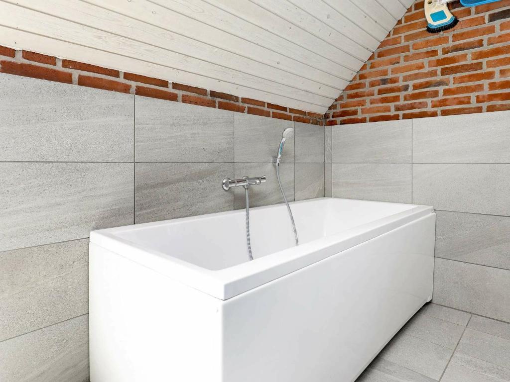 12 person holiday home in Ringk bing photo 4