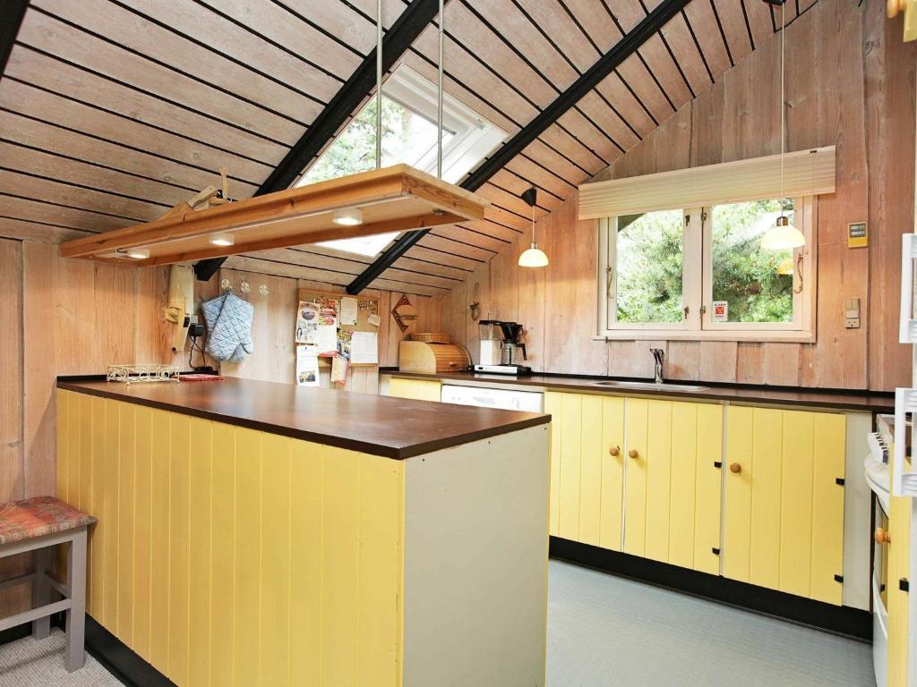 4 person holiday home in R dby photo 3