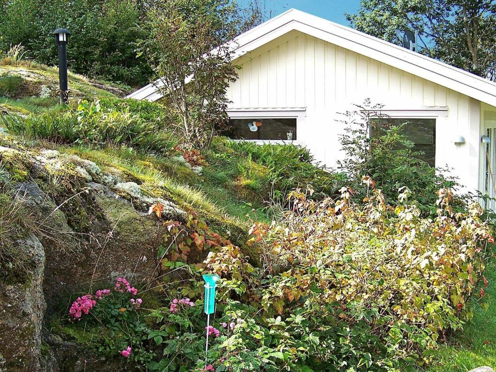 One-Bedroom Holiday home in Kållekärr photo 2