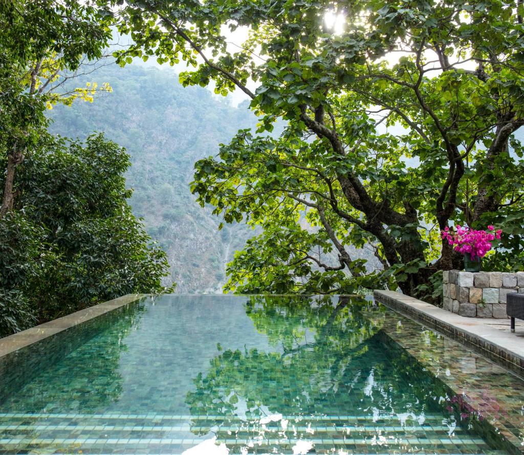 Четырехместный (Luxury Pool Villa King Bed), Taj Rishikesh Resort & Spa Uttarakhand