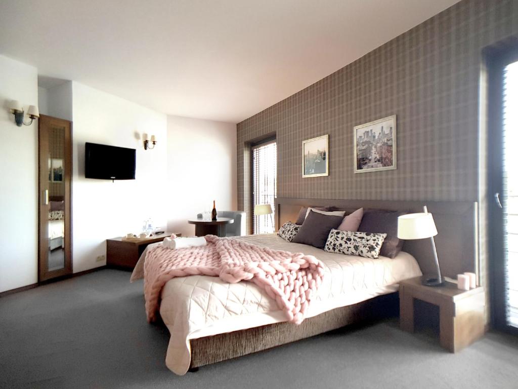 Двухместный (Улучшенный двухместный номер с 1 кроватью), Hotel Willowa