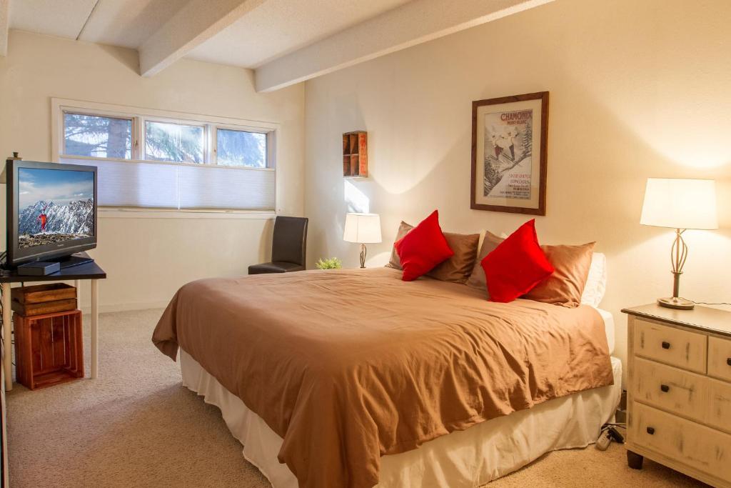 Villa Cortina by Vail Realty photo 4