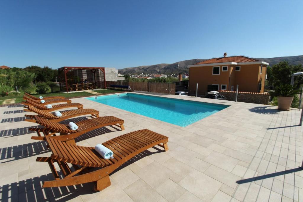 Vila Nainer photo 2