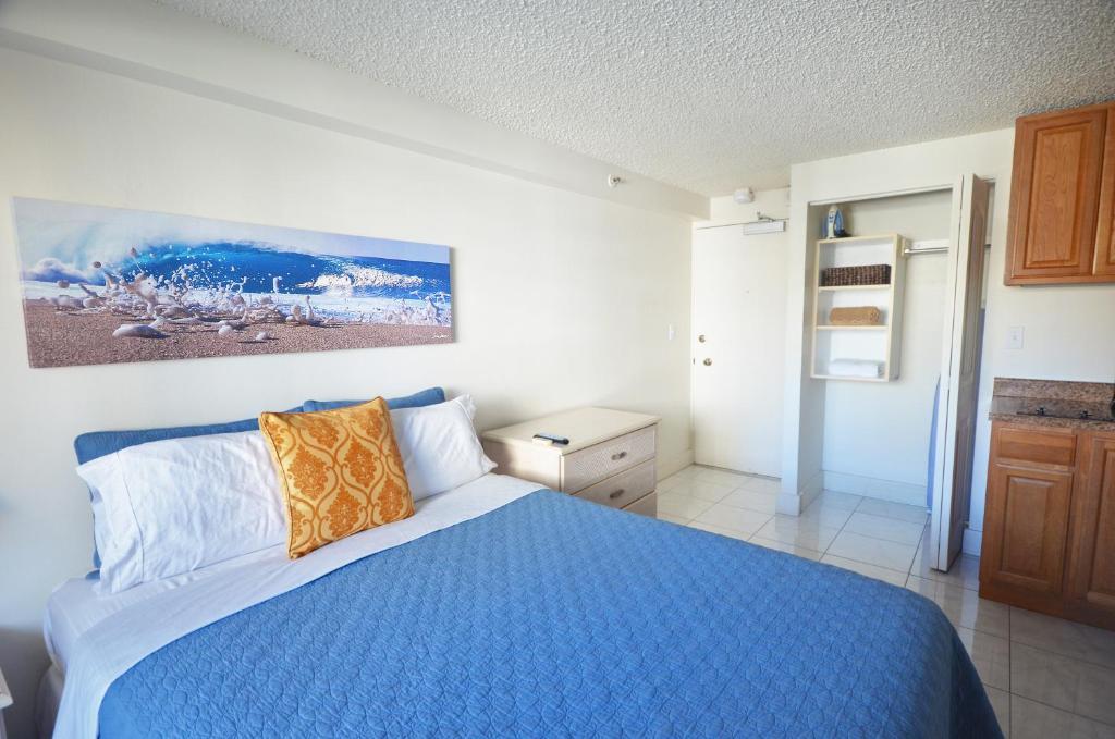 KV804A Prime WAIKIKI Private Apartment image