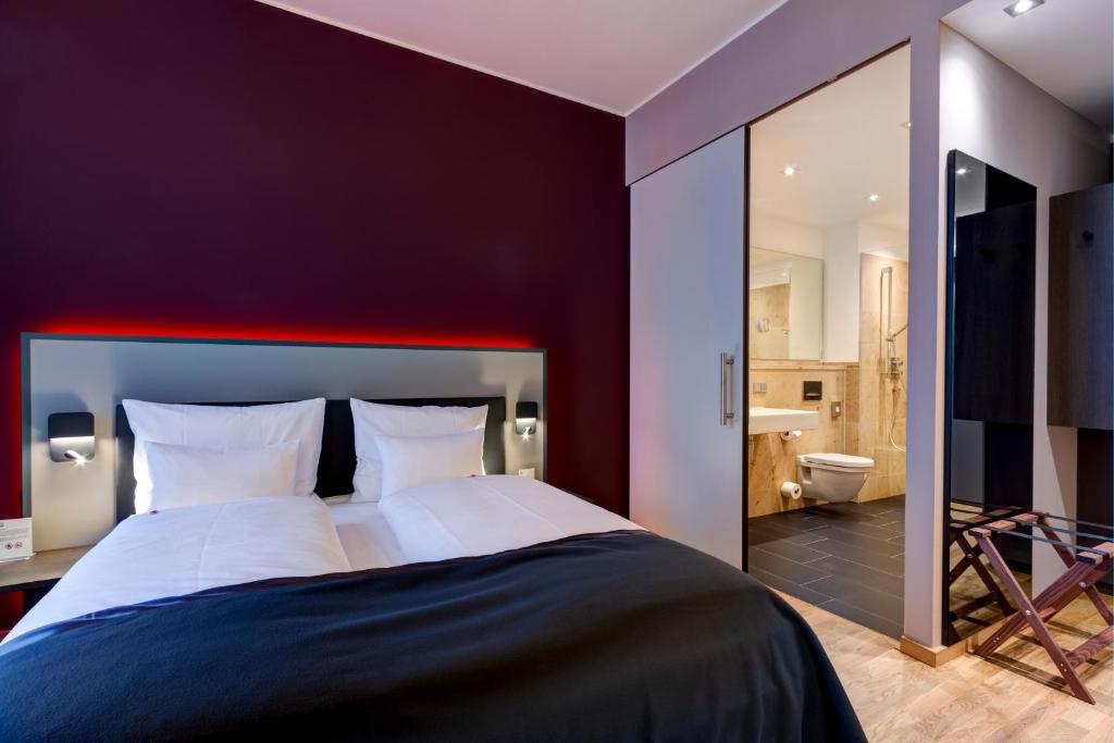 Qube Hotel Bahnstadt photo 4