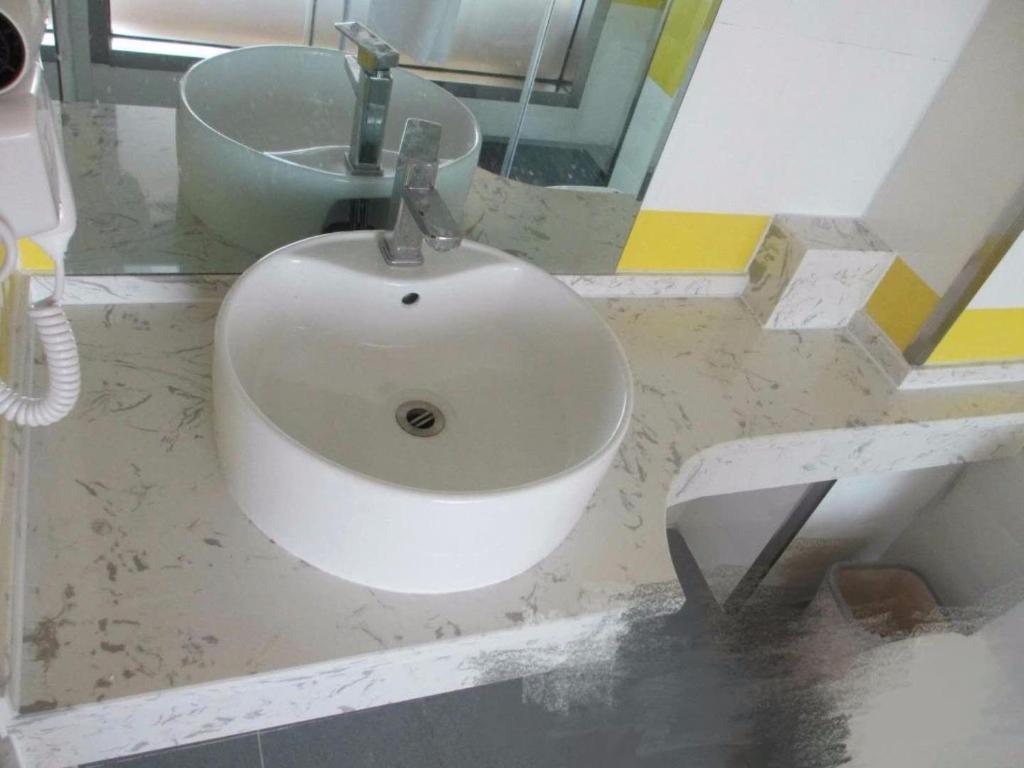 7Days Inn Dongsheng Railway Station photo 1