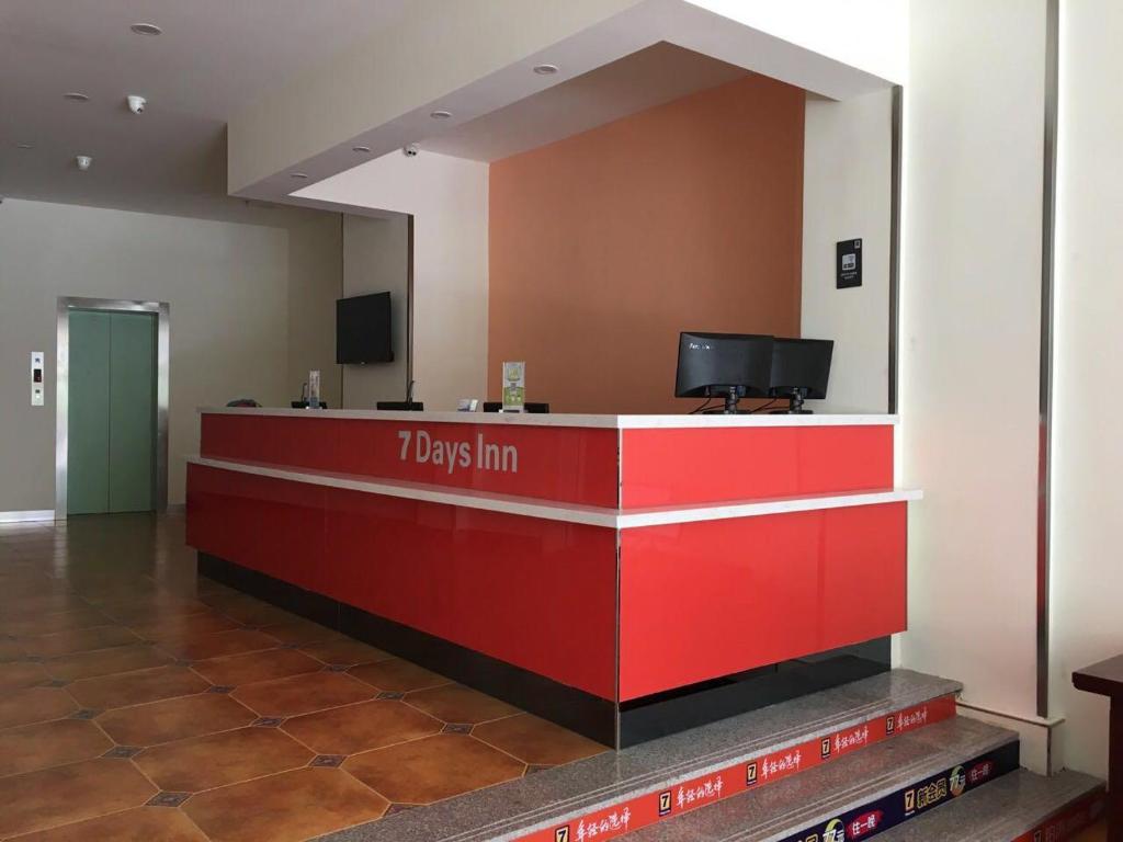 7Days Inn Chifeng Linxi Haichuan Square Branch photo 2