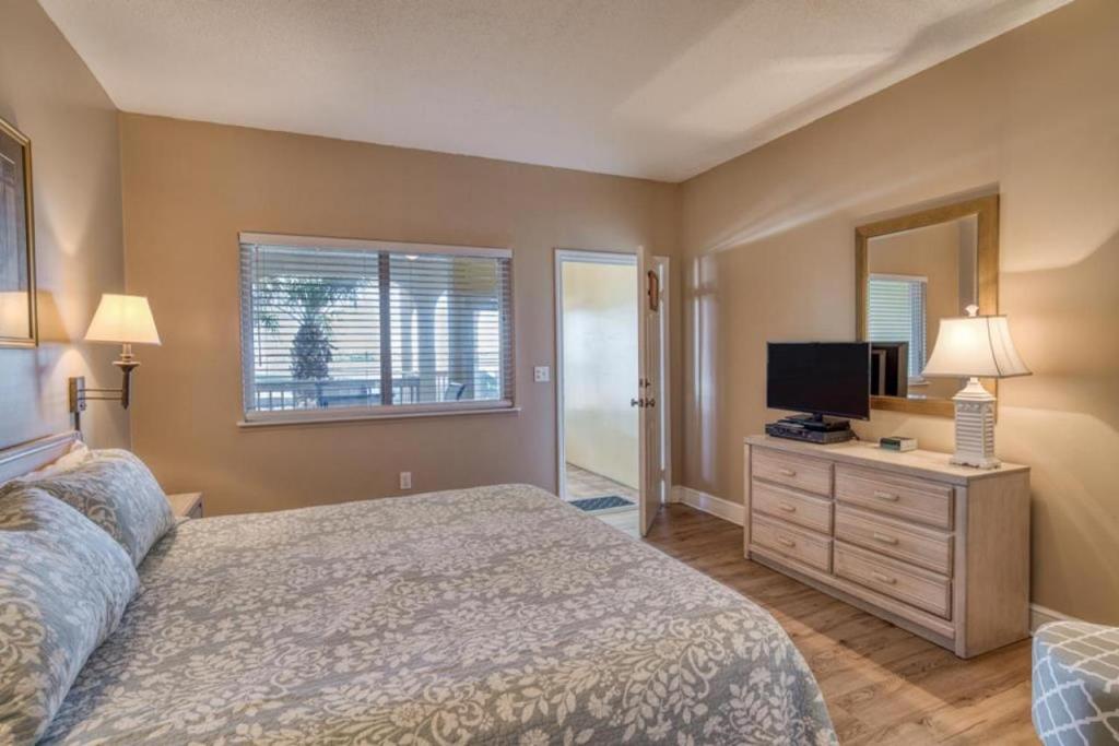 Inn at Camachee Harbor View Suite 26 photo 2