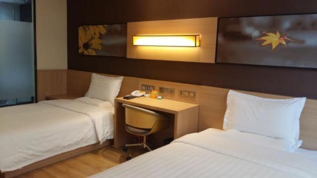 7Days Inn Zhangjiakou Chongli Yuxing Road photo 1