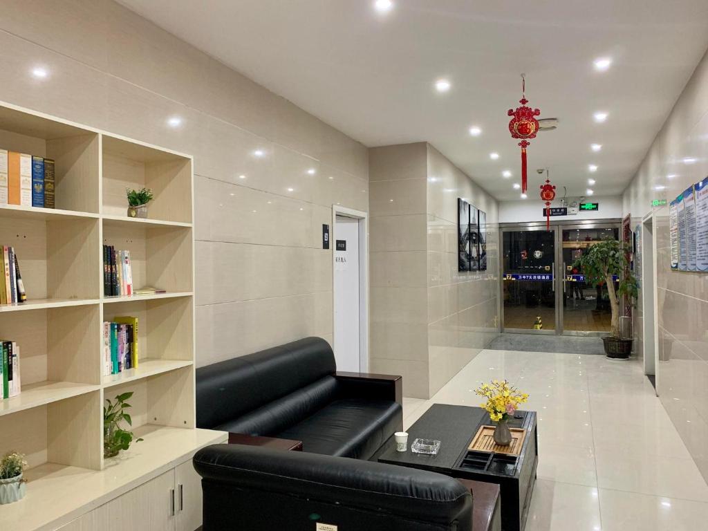 7Days Inn Shangrao Wannian Pharmaceutical Company Store photo 2