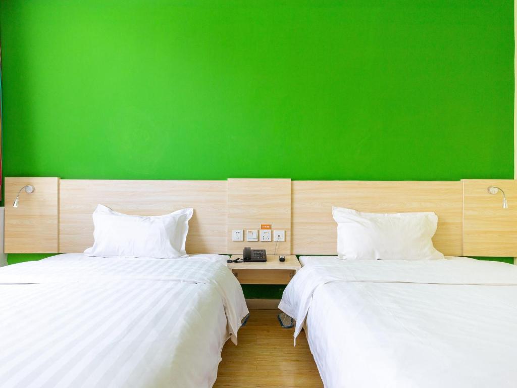7Days Inn Xining Kunlun Road Cross photo 1