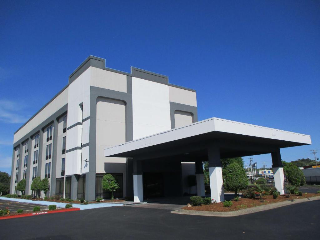 Best Western Southwest Little Rock image