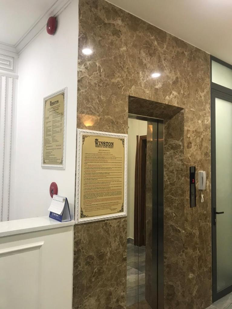 WINSTON HOTEL RIVERSIDE