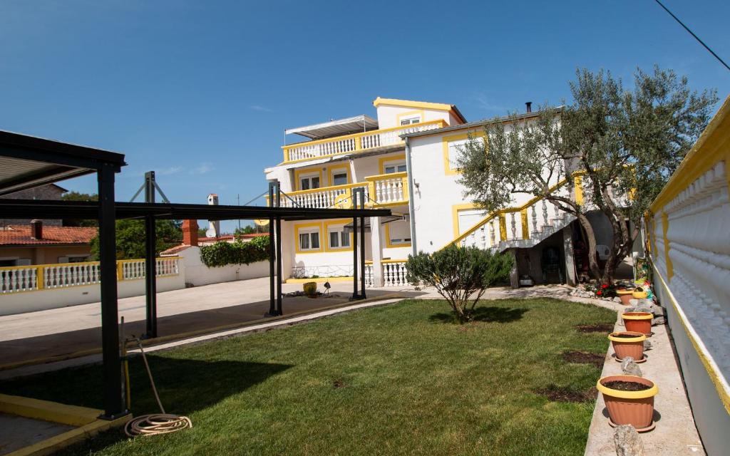Apartments Klaric photo 1