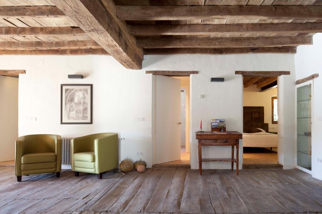 B&B La Rectoria de Sant Miquel de Pineda photo 3