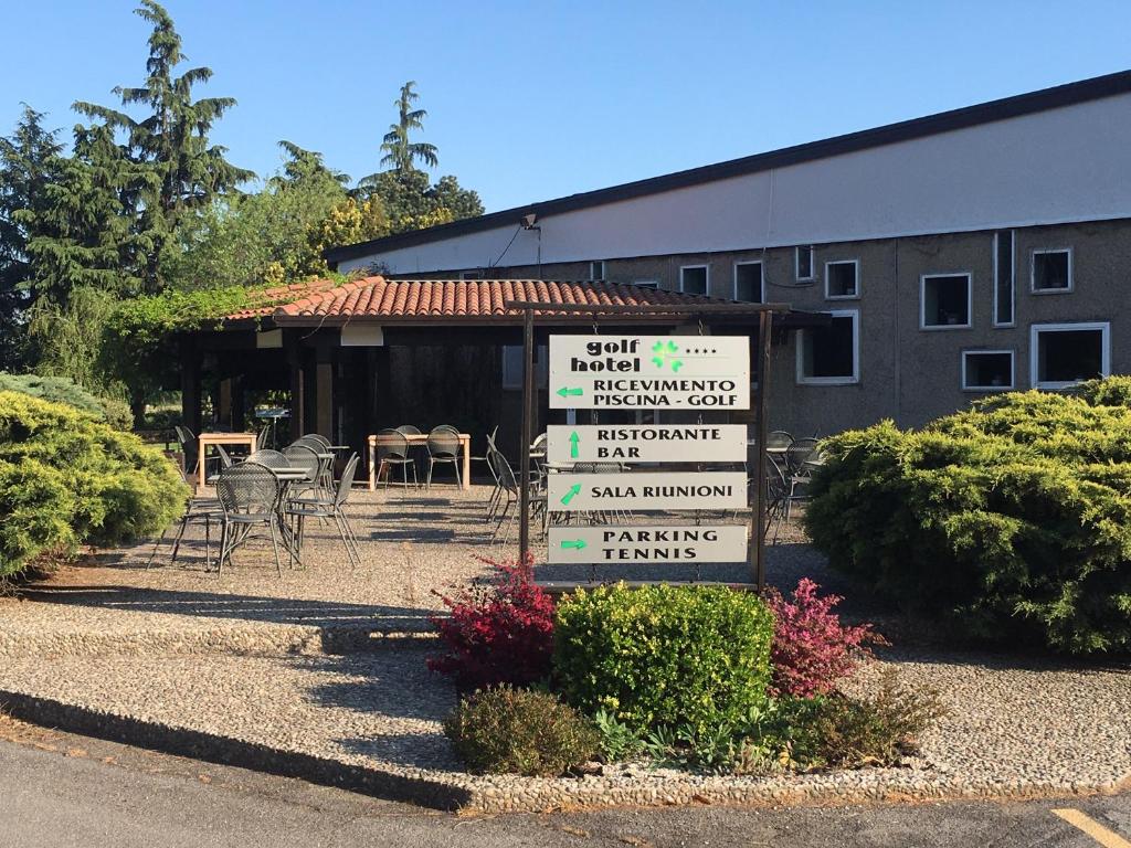 Golf Hotel photo 1