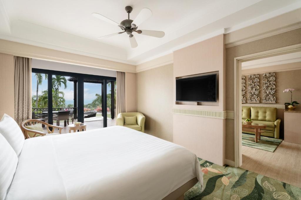 Сьюит (Суперлюкс с видом на море), Shangri-La's Rasa Sentosa Resort & Spa