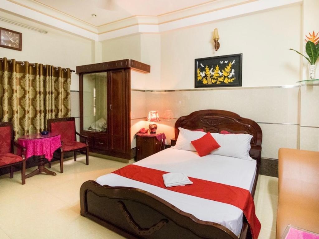 Двухместный (Стандартный номер с кроватью размера «king-size»), Tan Dat Hoa Hotel