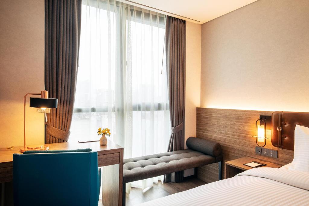 Двухместный (Стандартный номер с кроватью размера «king-size»), Mercure Ambassador Seoul Hongdae