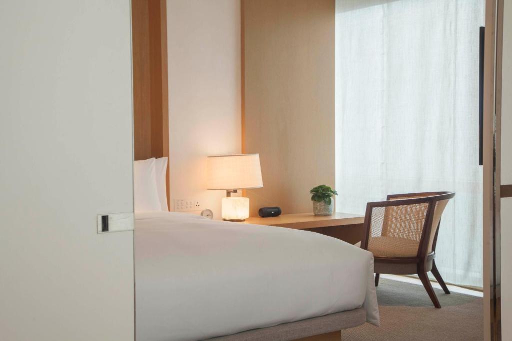 Двухместный (Клубный номер с кроватью размера «king-size»), Grand Hyatt Chengdu