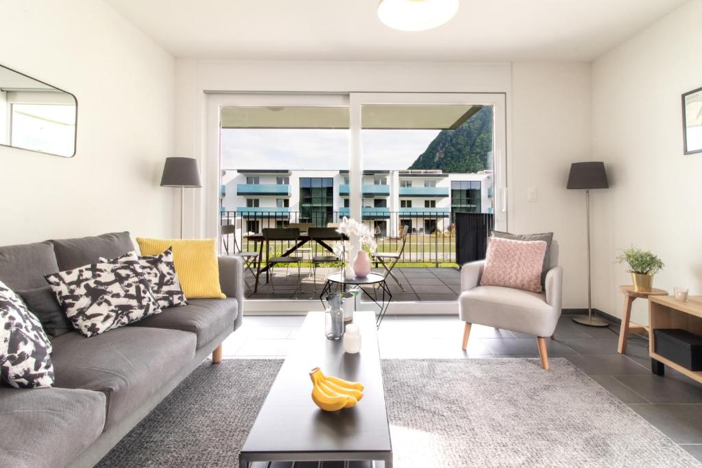 Modern 2 bedrooms apartment at Le Bouveret. Self-checkin. photo 1