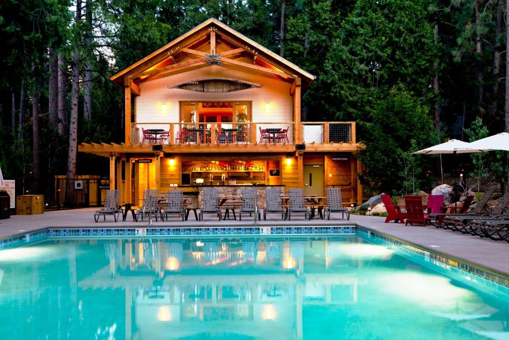 Evergreen Lodge Yosemite image