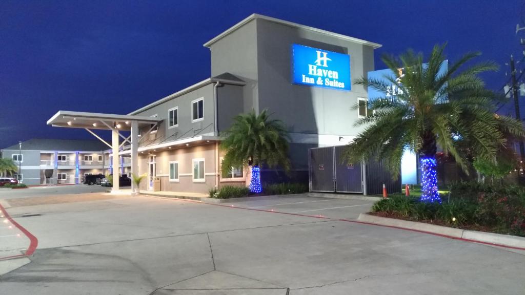 Haven Inn & Suites Downtown Houston image
