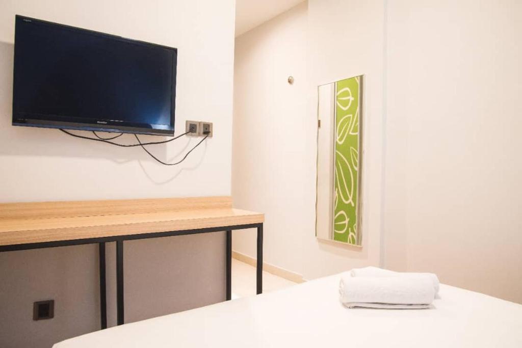 Двухместный (Стандартный двухместный номер с 1 кроватью), OYO 148 I Hotel