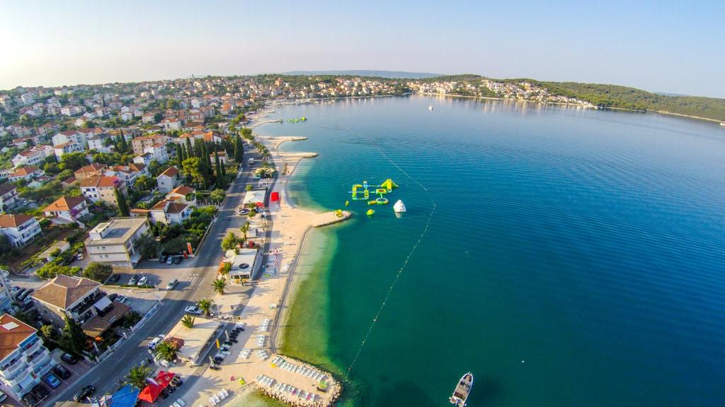 Okrug Lastroooo photo 2