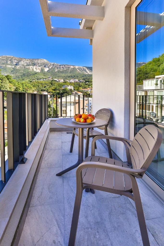 Двухместный (Двухместный номер с двуспальной кроватью и дополнительной кроватью), Bono Luxury Rooms