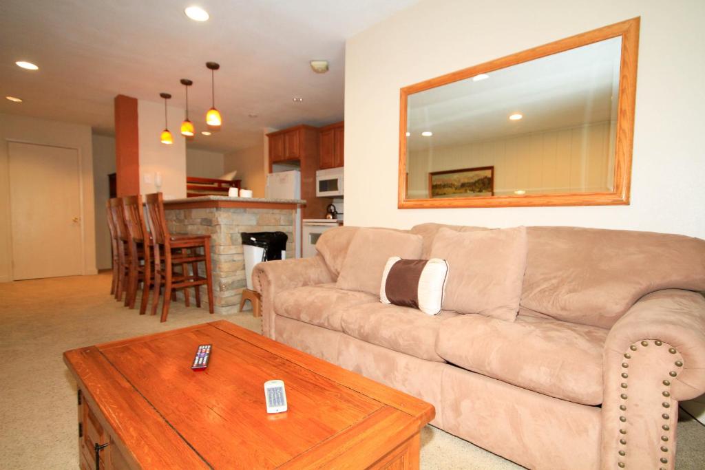 Crestview #63 image