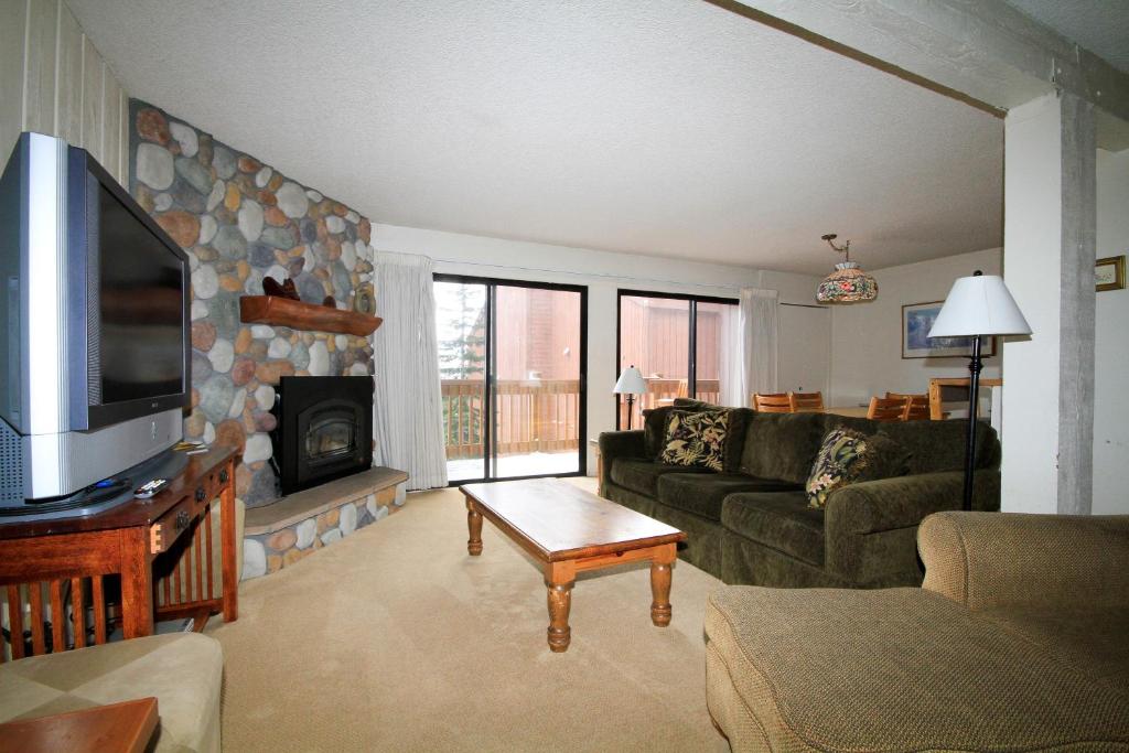 Mammoth Ski & Racquet Club #62 image