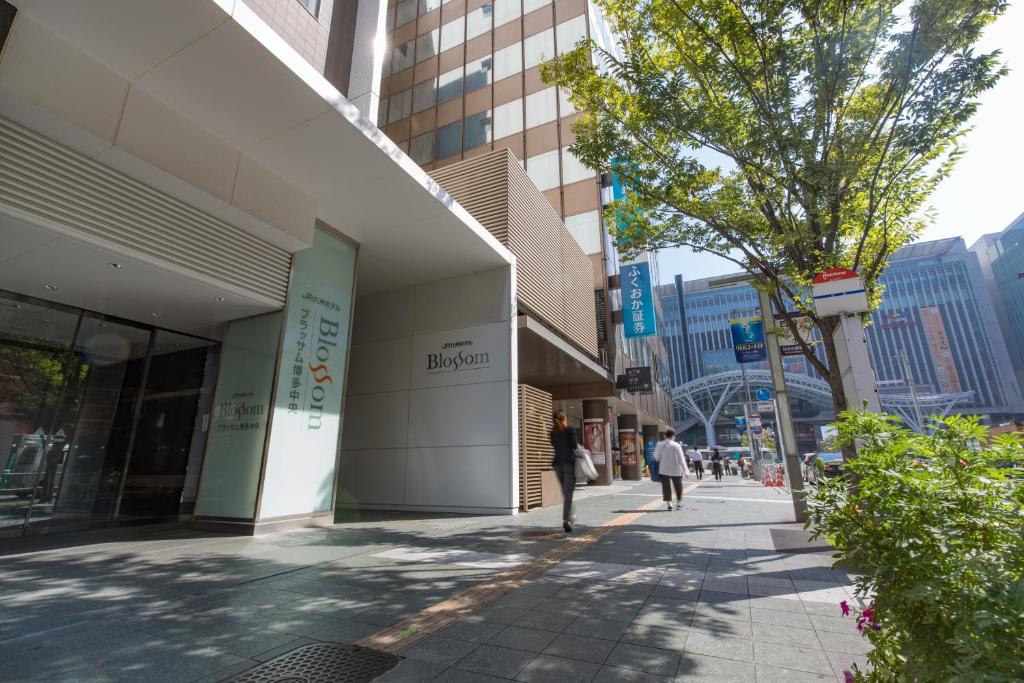 JR Kyushu Hotel Blossom Hakata Central photo 2