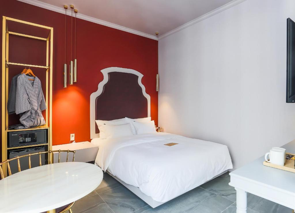 Двухместный (Staycation Offer - Luxury Date Package - Premium Room), H Avenue Hotel Kondae Seongsu
