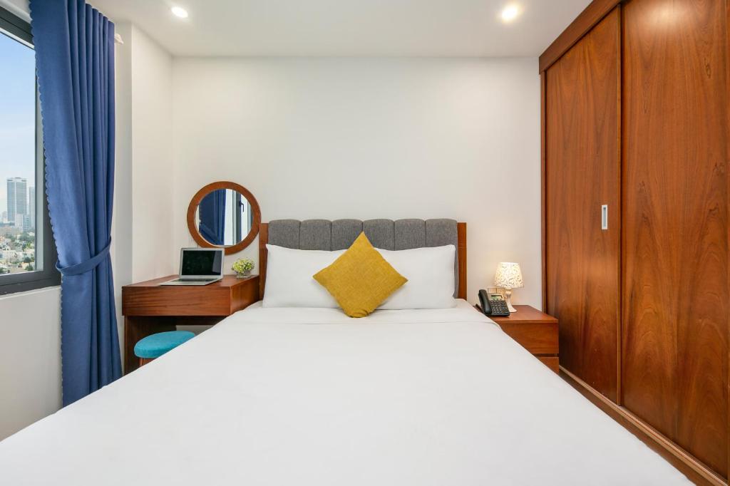Студио (Апартаменты с террасой и диваном-кроватью), Sea Swan Apartment and Hotel