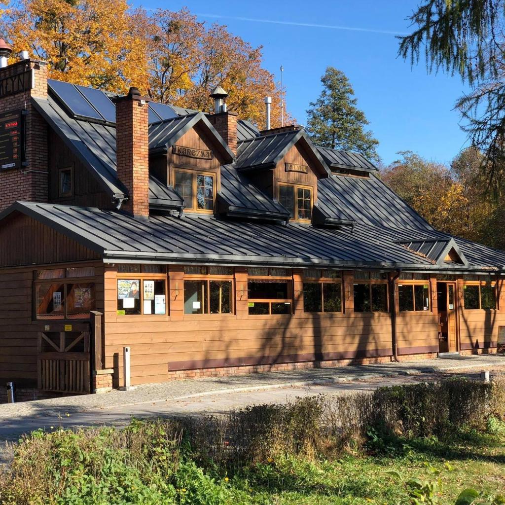 Karczma Regionalna Młyn -pokoje gościne photo 2